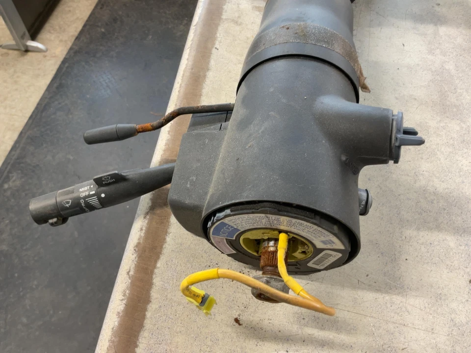 Steering Column CHEVY CAMARO 93 94 95 96 97 98 AUTOMATIC TILT CRUISE *NO KEY* - Image 3 of 4