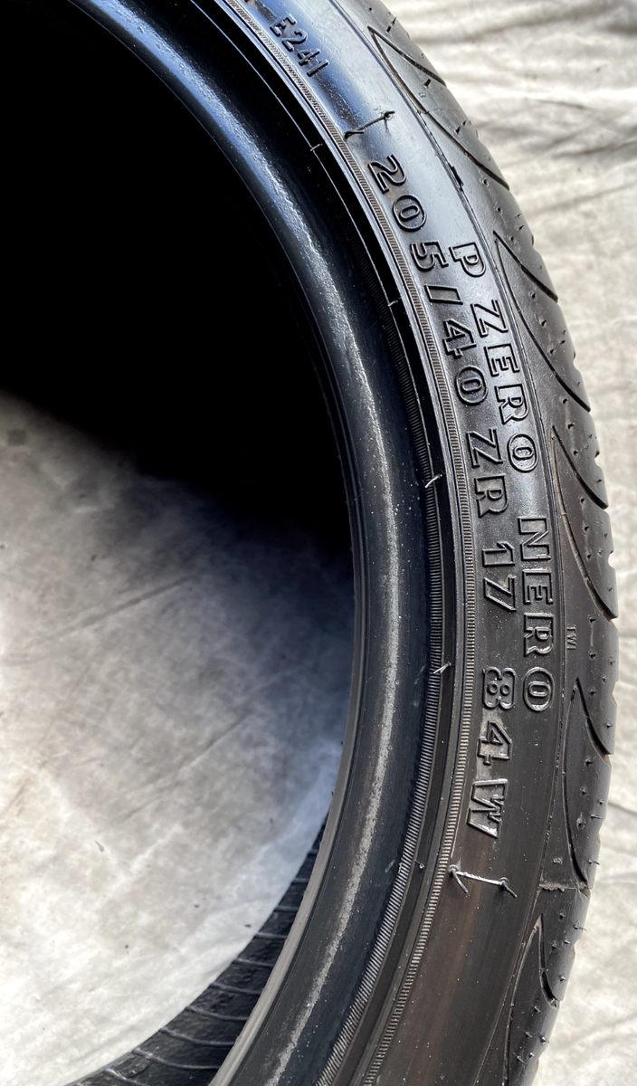 ☆205/40ZR17 84W PIRELLI P-ZERO NERO 中古タイヤ 2本