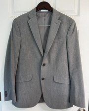Mens Kenneth Cole Reaction Gray Suit - Size 38R Slim Fit - Gently Worn