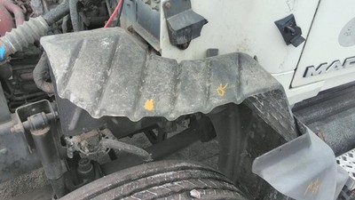 For 2015 MACK CXU613 FENDER SPLASH GUARD Left ,  OH