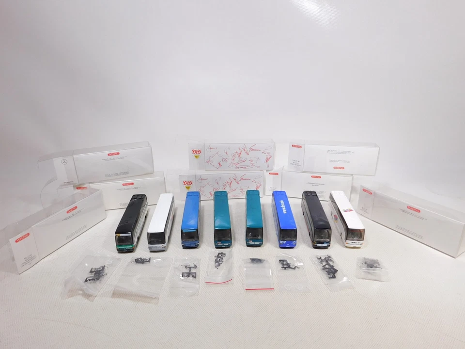 Wiking 1:87 H0 8x Bus MB O 404 714 VfB DFB HSV FCB Bremen etc sg/Top Box #EI18-1 - Image 4 of 4