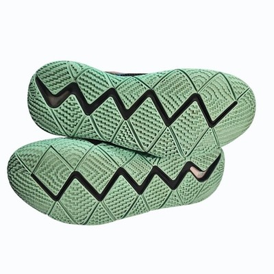 Nike Kyrie 4 Mamba Mentality Size 11.5 Kobe Bryant 2018 NO  display picture 1