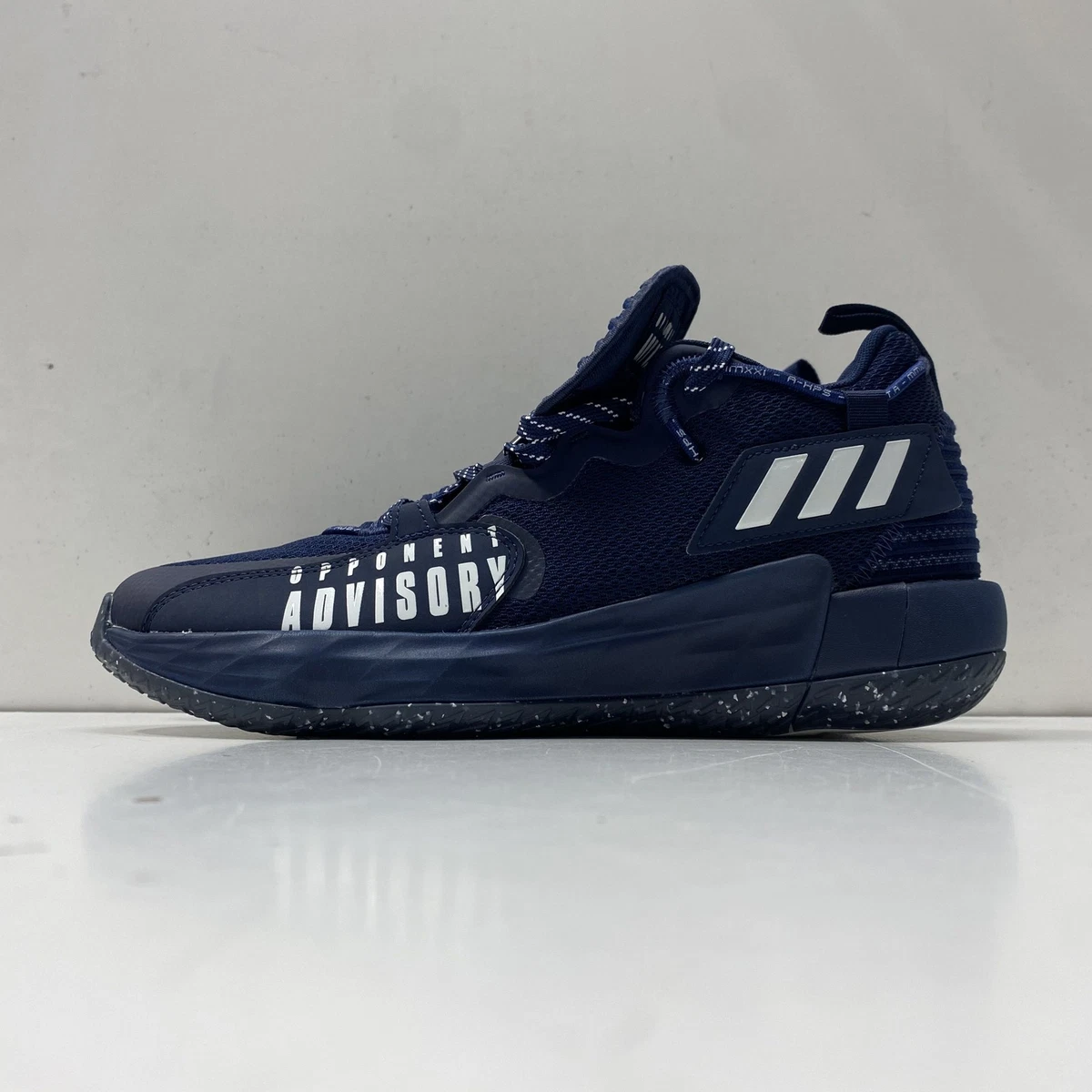 Adidas NBA Lakers Courtside II Men\'s Shoes, US size 11.5 NEW Top Adidas Basketball Shoes for Performance | TikTok main image 2