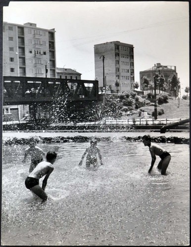 Photo Vintage De Milan - Marché Des Années 60 - Tirage Argentique 21x27 Cm