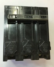 ITE CC3B015 CIRCUIT BREAKER 3POLE 277/480VAC 15A 