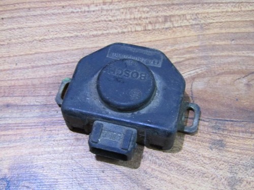 0280120301 Sensor Drosselklappenstellung  Volvo 340 DE127511-76