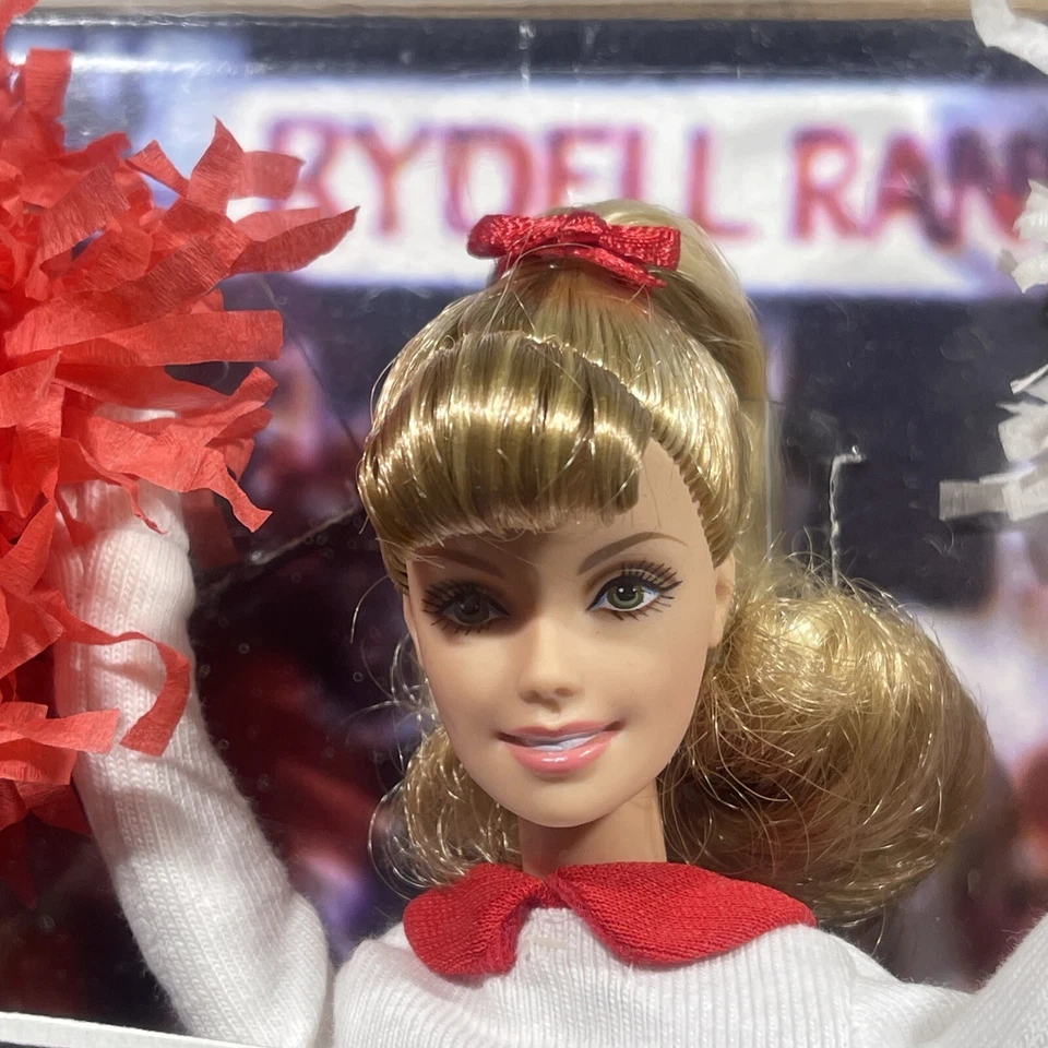 GREASE 30 YEARS - SANDY CHEERLEADER 2007 - BARBIE COLLECTOR PINK LABEL - Image 2 of 4