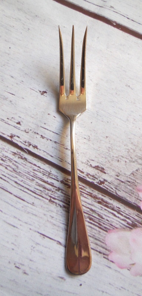 Petite fourchette 3 dents - Métal alliage blanc argenté 