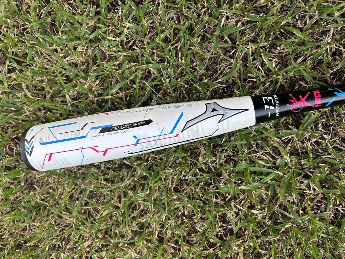 Mizuno Finch 340453 MZ 24”/11 Oz. Fast-pitch Softball bat CRBN