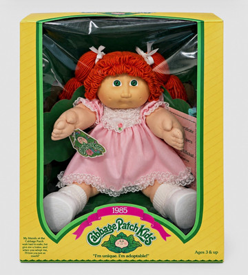 Cabbage Patch Kids 1985 Doll Red Hair New in Box with Certificate