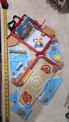 Pokemon Carry Case Beach Battle Playset Portable Transforming Backpack