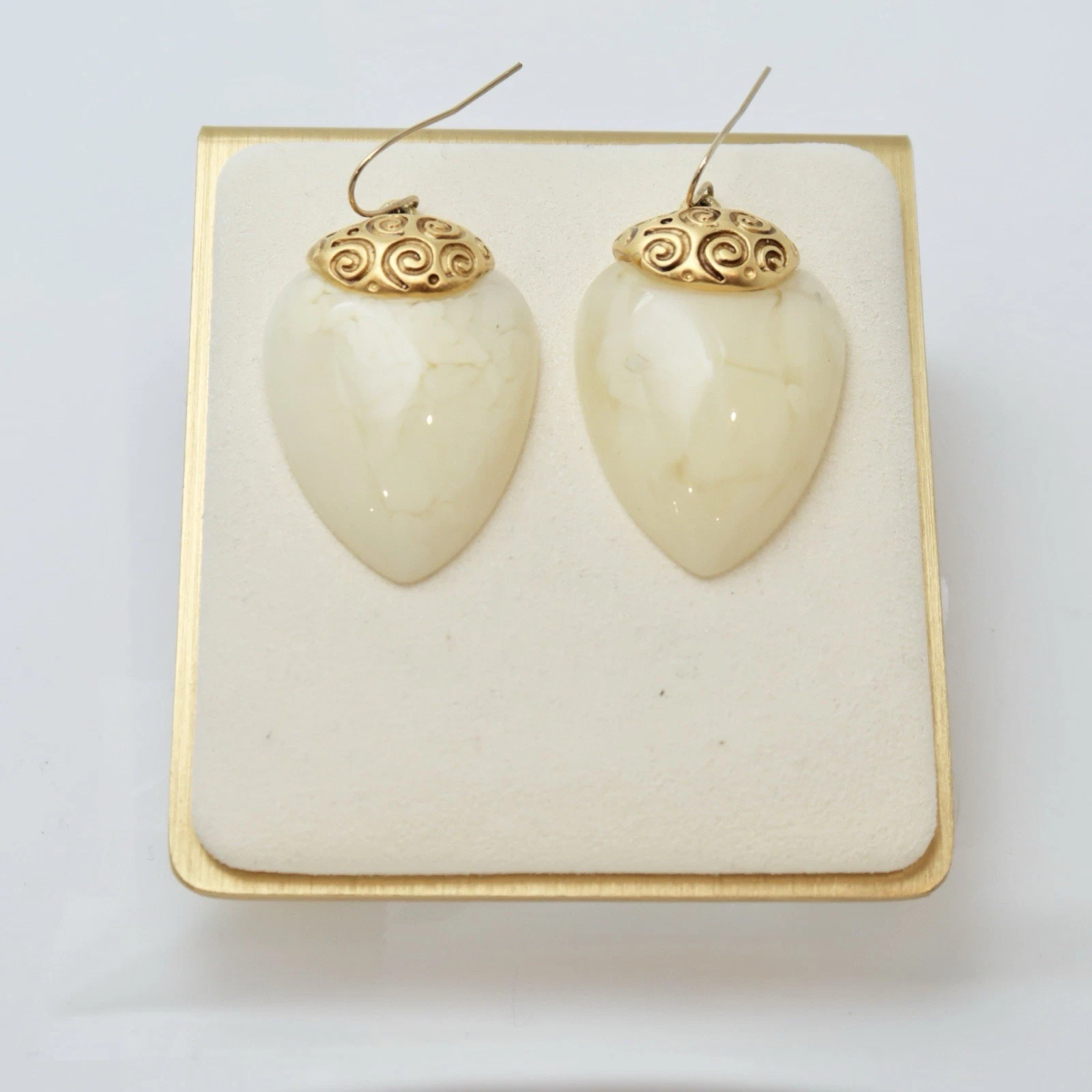 GIVENCHY Swirl Textured Lucite Gold Tone Unique Drop Vintage Earring Jewelry E71