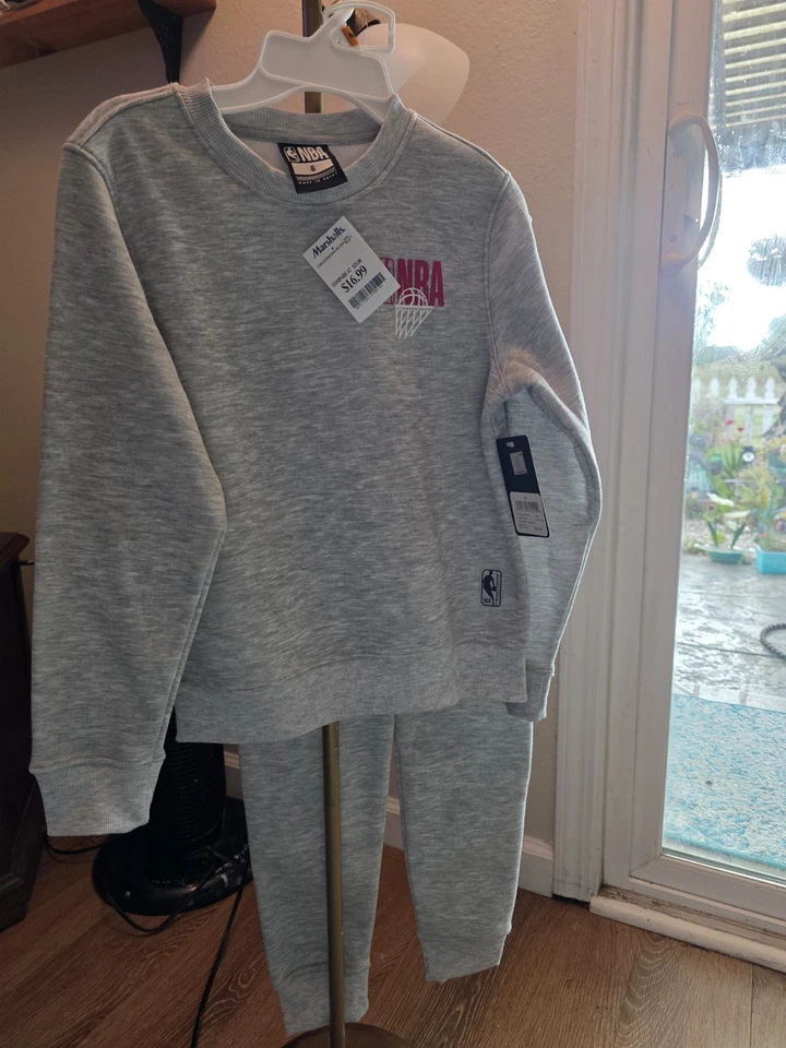 NBA SET PANTS AND SWEATER 8 BOYS - Image 4 of 4