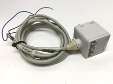 SMC ISE40-01-22L Digital Pressure Switch Assembly Sensor, 12-24VDC, 80mA, NPN