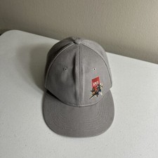 Apex Legends Adjustable Strap Gray Hat Youth Size