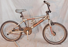 2002 Mongoose Hoop-D Team BMX Bike Mid-School...