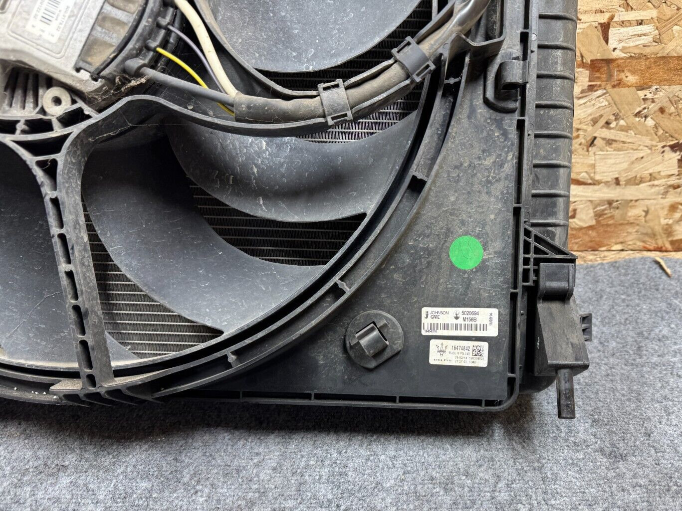 MASERATI GHIBLI M157 14-17 OEM RWD ENGINE RADIATOR COOLING FAN CONDENSER 60K
