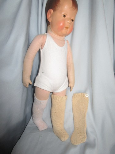 LANGE PUPPENSTRÜMPFE gestrickt - cremefarbig Sohlenlänge ca. 6-6,5 cm - Bild 2 von 4
