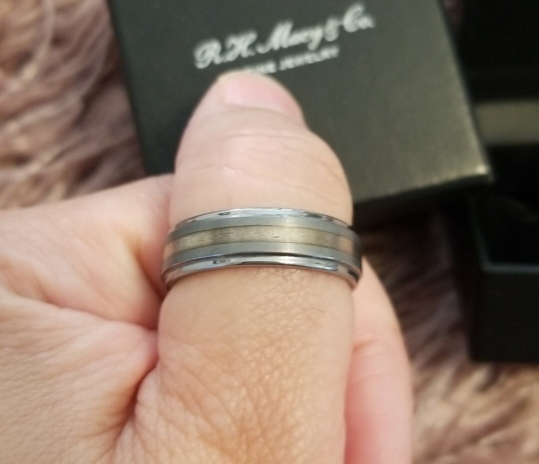 Macy's Mens Triton Tungsten Carbide wedding ring size 11
