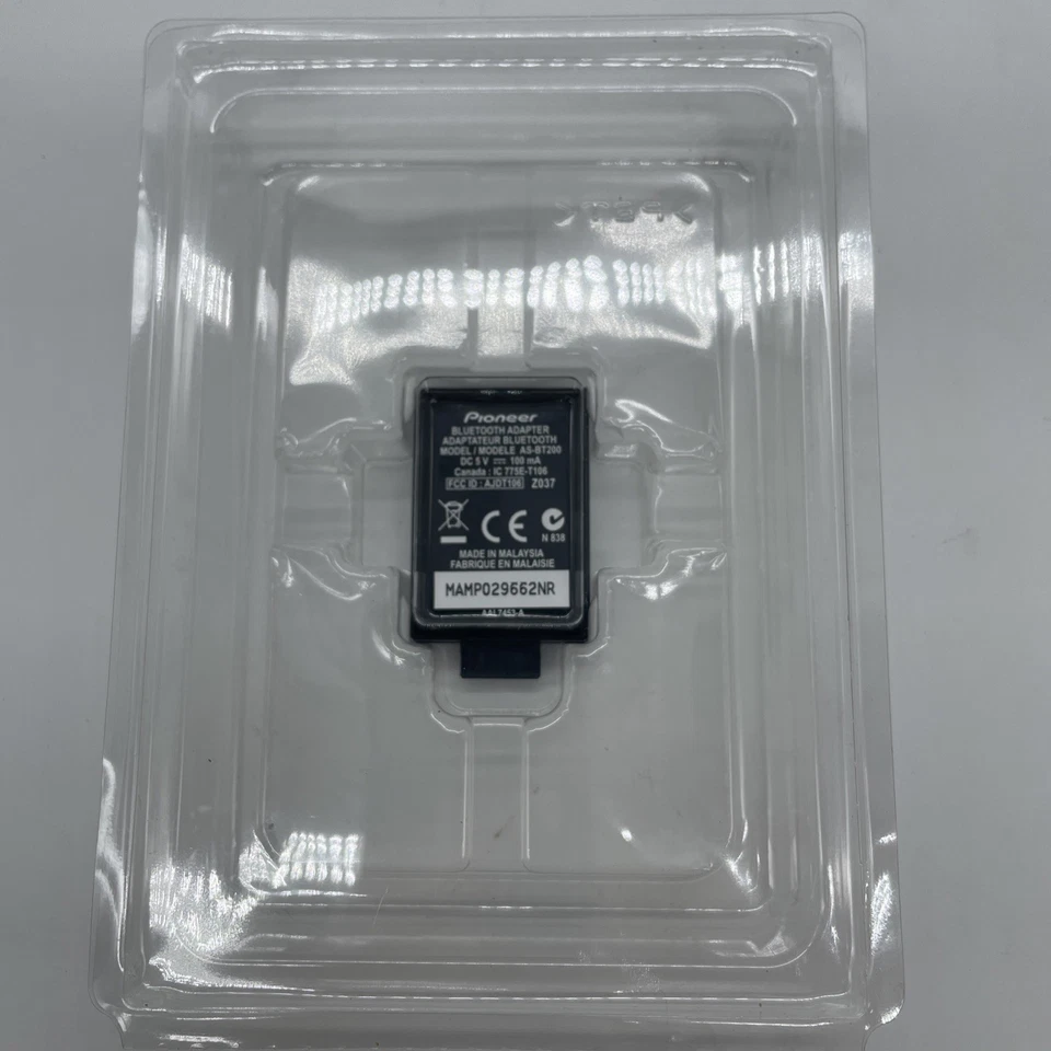 Pioneer AS-BT200 Bluetooth Adapter - Image 2 of 4