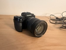 FUJIFILM X-H2 Mirrorless Camera Body, Black With Xf 16-55 2.8 Lens. Extra Batts 