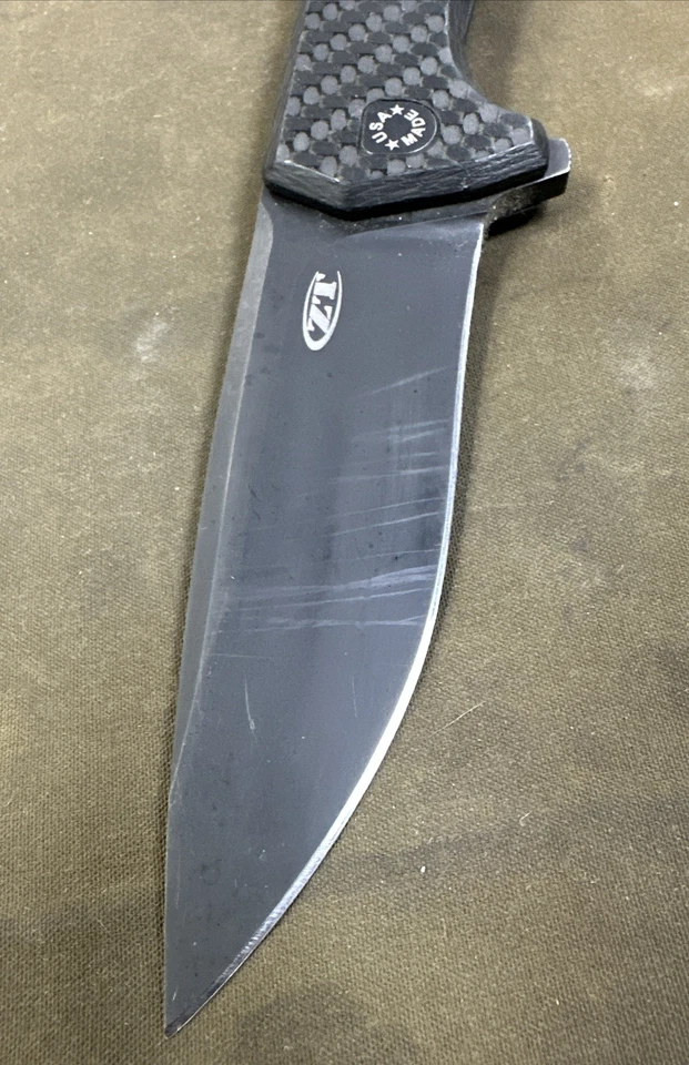 ZT Zero Tolerance Rexford (0804CF) - DLC Plain Edge Carbon Fiber Handle Knife - Image 4 of 4