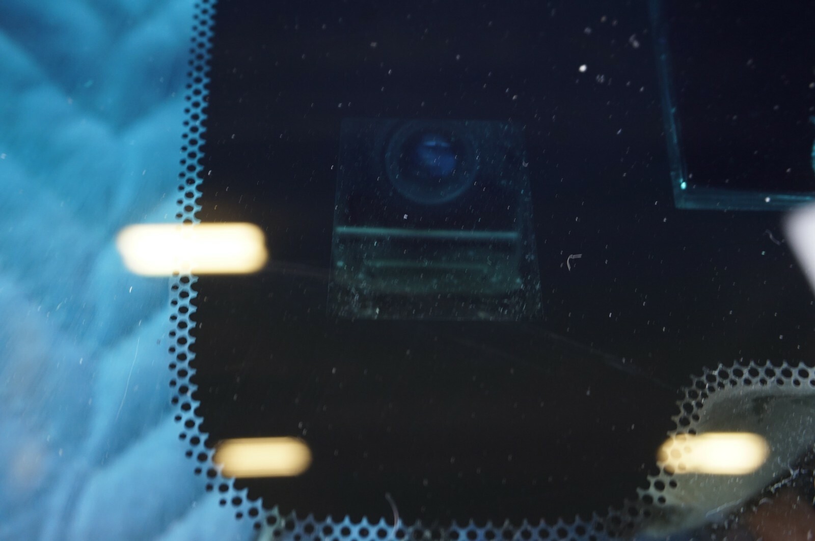 Lexus LX470 Night Vision System w/ Dashboard, Bumper & Windshield 2003