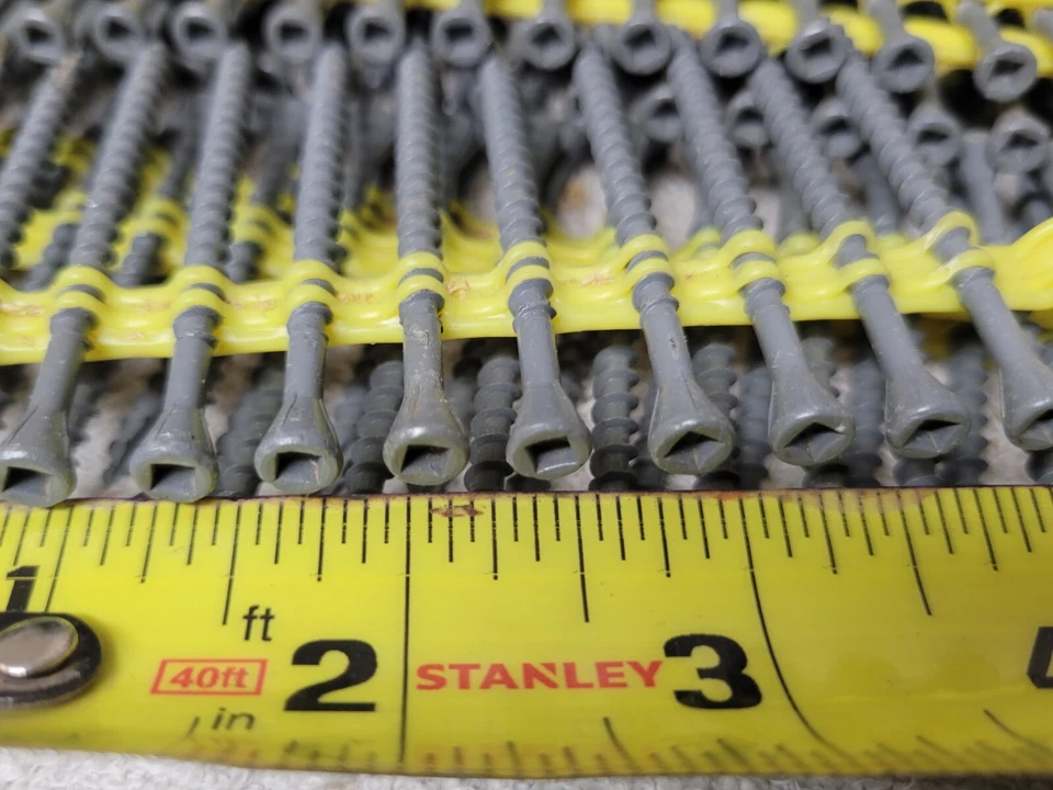 Винты Quik Drive Trim Head Deck 1280 шт. 2 1/2 дюйма серые квадратные Привод - DTHQ212S? - Изображение 4 из 4