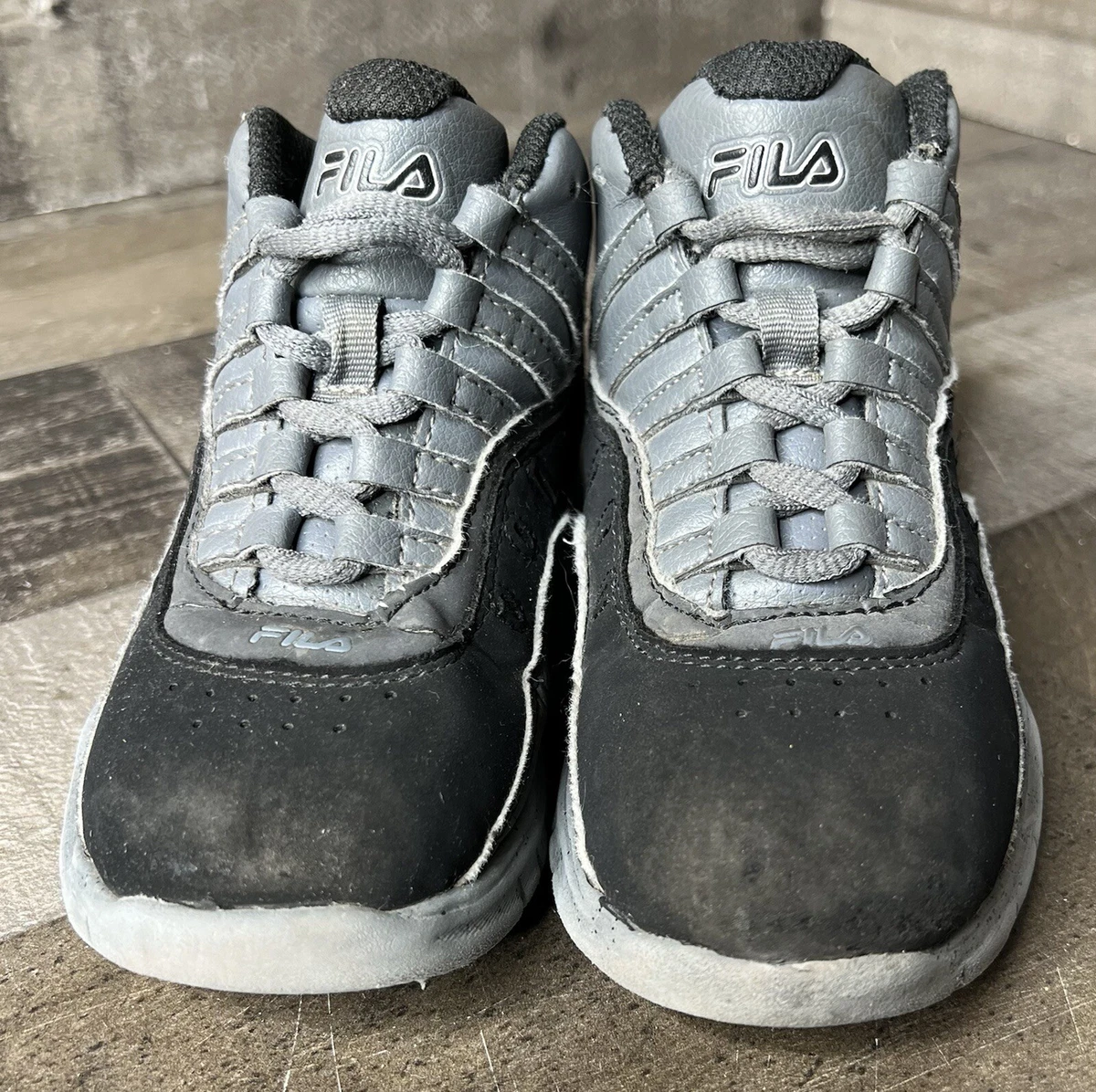 Fila grise et rose sale