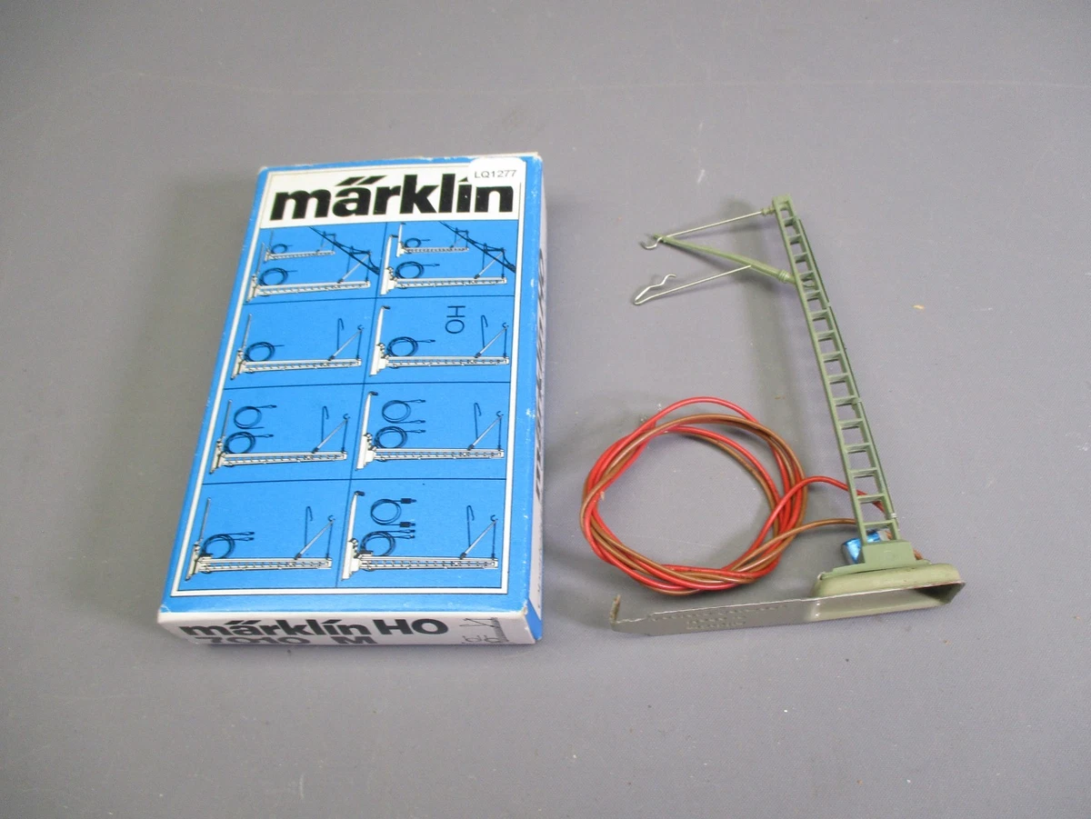 Märklin H0 - Lot de caténaires, mats et fils, 286 pièces