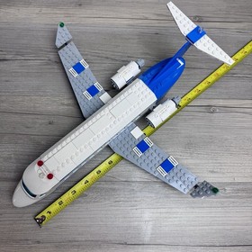 LEGO City Passenger Plane #3181 2010 90% Complete with Mini Figures Preowned