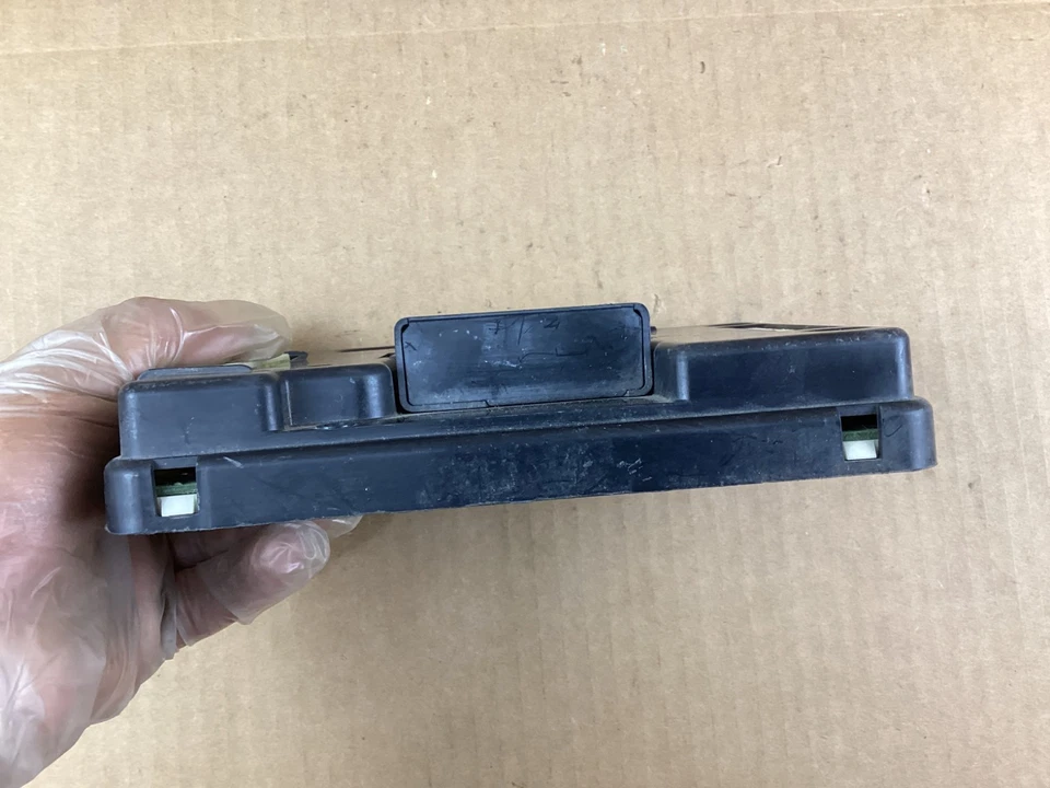 2003-2006 Chrysler Sebring BCM Body Control Module P04602379AP OEM - Image 4 of 4