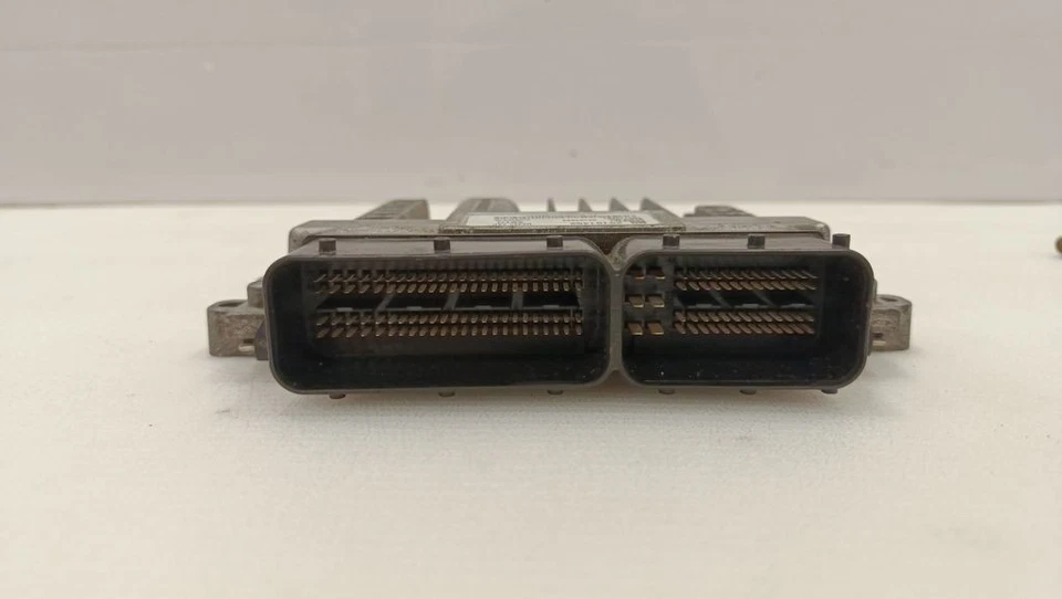 Modulo centralina motore Opel Antara 2013 25184894 ECU ALD16046 - Immagine 2 di 4