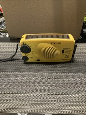 Emergency Self Powered Am/fm Radio Wind Up Solar Powered/BATTERY/Electric