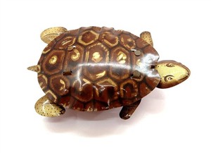 Vintage Tin Litho TORTOISE / TURTLE Toy on Wheels with Bobbing Head Feet 3" Long