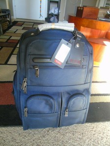 tumi compact nylon laptop brief pack