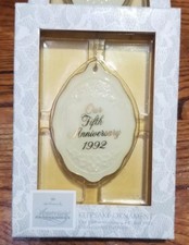 1992 OUR FIFTH ANNIVERSARY 5th KEEPSAKE HALLMARK ORNAMENT NEW IN BOX Porcelain