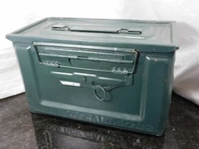 US WWII Ammo Can Box 50 Cal M2 side-latch "United" Ordnance Flaming Bomb