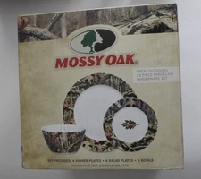 Mossy Oak Great Outdoors 12 piece porcelain dinnerware dish set hunting camo NEW