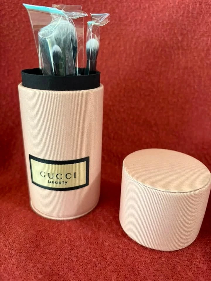 レア　グッチ Gucci メイクブラシ 3本セット Gucci Makeup Brushes for sale - eBay