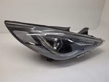 2011-2012 2013 2014 HYUNDAI SONATA Passenger Headlight VIN C 8th Digit Halogen 