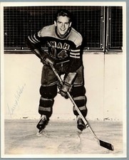 1949-50 Original Omaha Knights USHL Larry Wilson Signed Glossy Photo Dec'd 1979