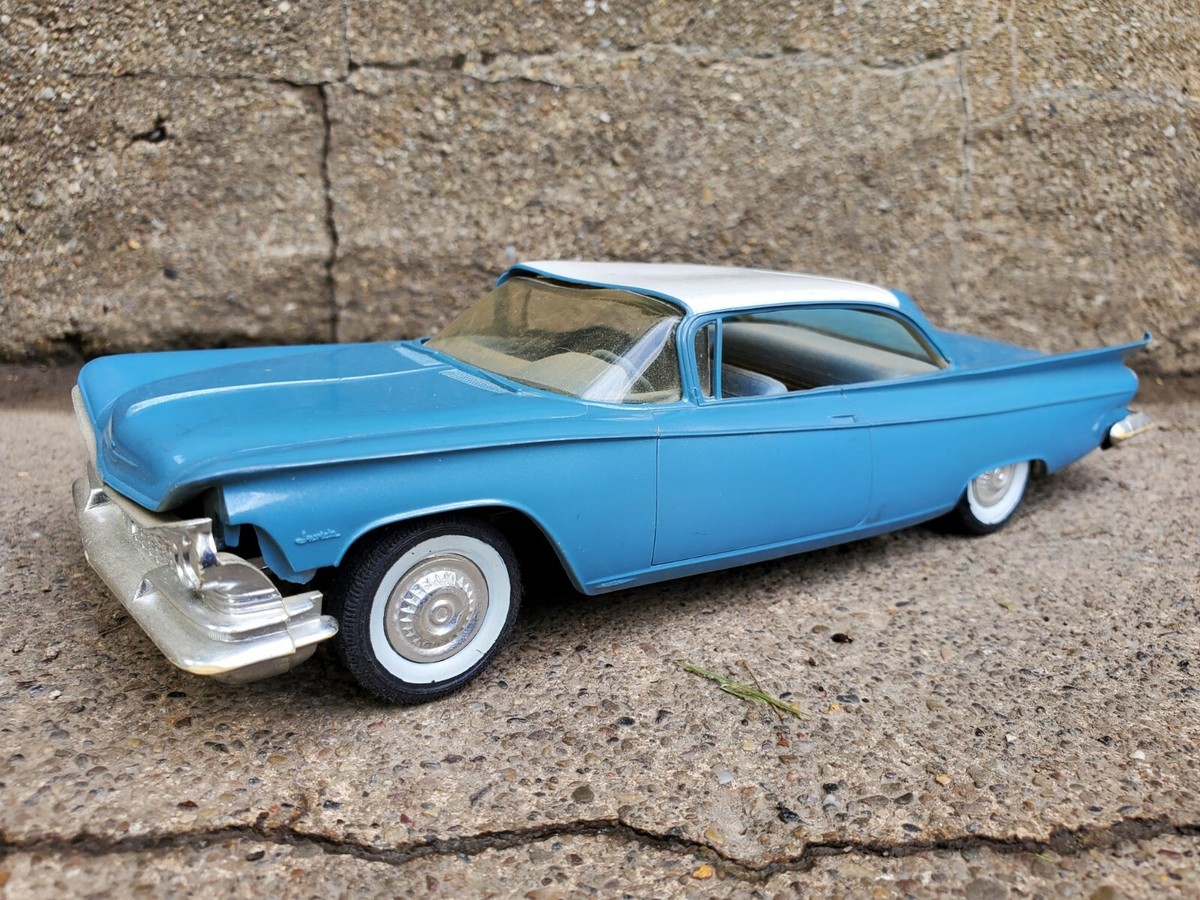 ミニカー Buick MADE IN JAPAN Rare Vintage Japanese Ichiko 1958 Buick Century Friction Tin