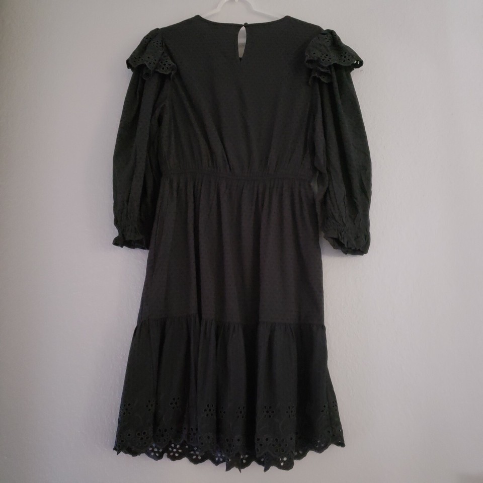 Women's Large UNIVERSAL THREAD Long Sleeve Round Neck Tiered Ruffle ...