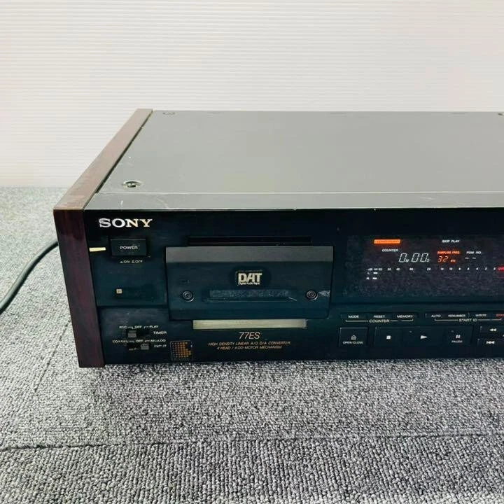 SONY DTC-77ES DAT Deck Digital Audio Tape Player AC100V USED Japan #2760