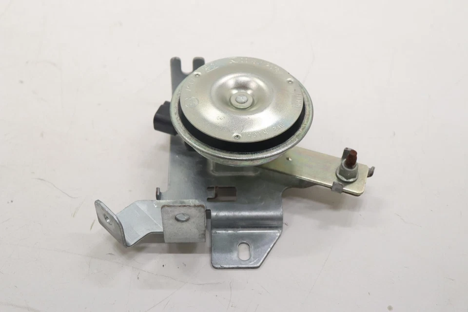 Jaguar XE 2017-2020 alarma antirrobo delantera emergencia bocina sirena señal OEM Foto 2 de 4