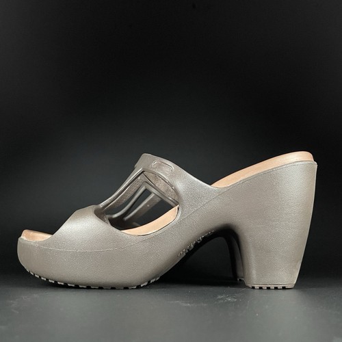 Crocs Cyprus II Women’s Size 7 Brown Rubber Slip Heels Pumps Sandals Casual