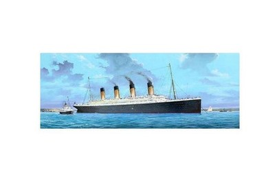 Trumpeter 03719 Titanic im Maßstab 1:200 mit USB LED Lichtset Modellbausatz