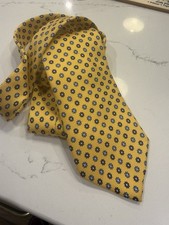 Brook Brothers Men's Tie 346 Pure Silk Yellow Geometric Blue Stars USA Made