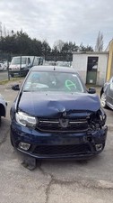 Pare-brise Dacia SANDERO